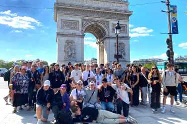 HISZPANIA - Lloret de Mar + Francja - Paryż - Disneyland. Hotel HTOP Royal Star & SPA ****. Obóz młodzieżowy (14-19 lat)